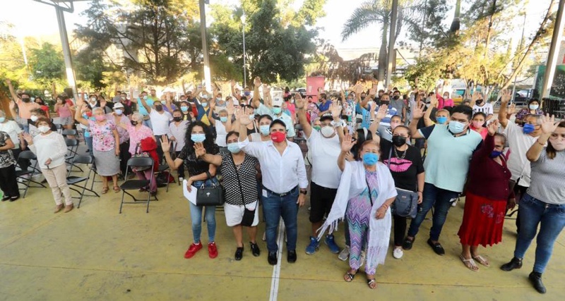 Se reúne Manuel Añorve con lideres seccionales del PRI, lideres naturales y colonos de Chilpancingo
