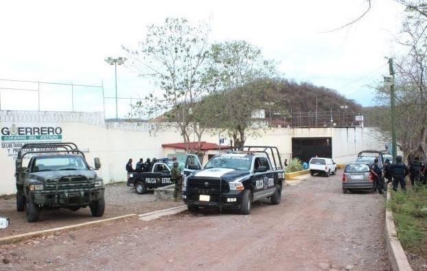 Familiares de presos, piden acceso a niños en Cereso