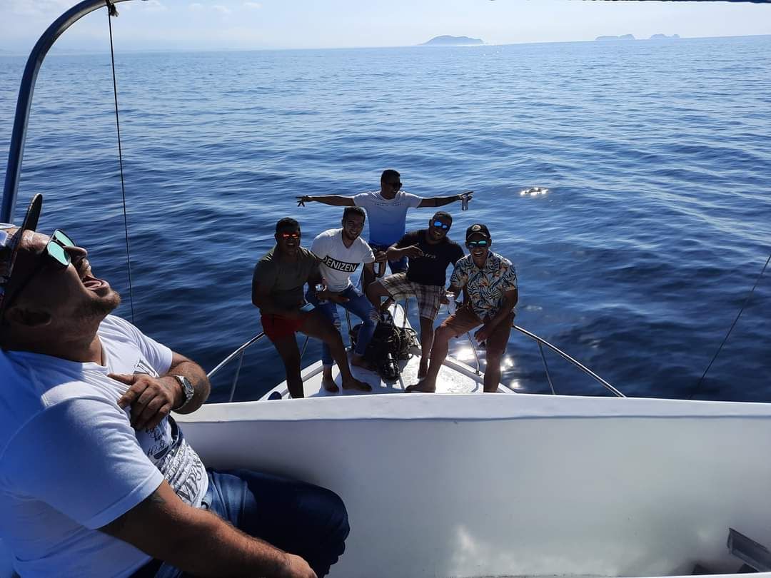 Lancheros dejan la pesca deportiva por falta de trabajo