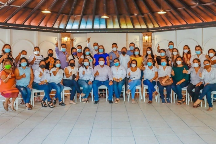 Promete Mario Moreno a madres regresar las estancias infantiles