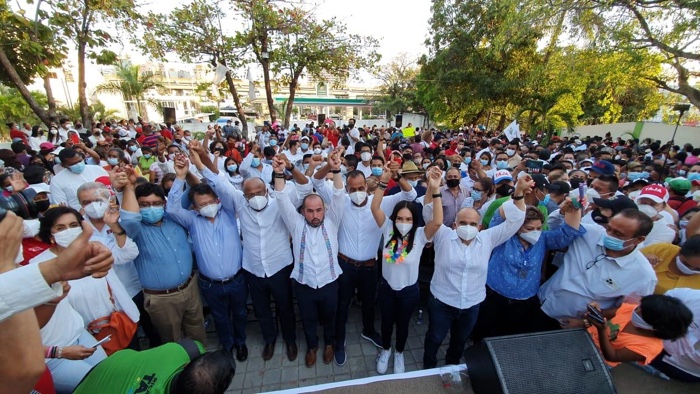 Asiste Manuel Añorve a registros de precandidatos