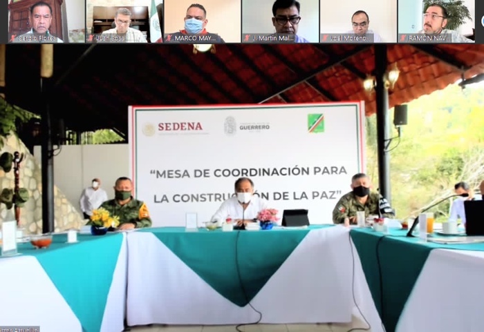 EVALÚA GOBERNADOR MESA DE SEGURIDAD EN SEMANA SANTA