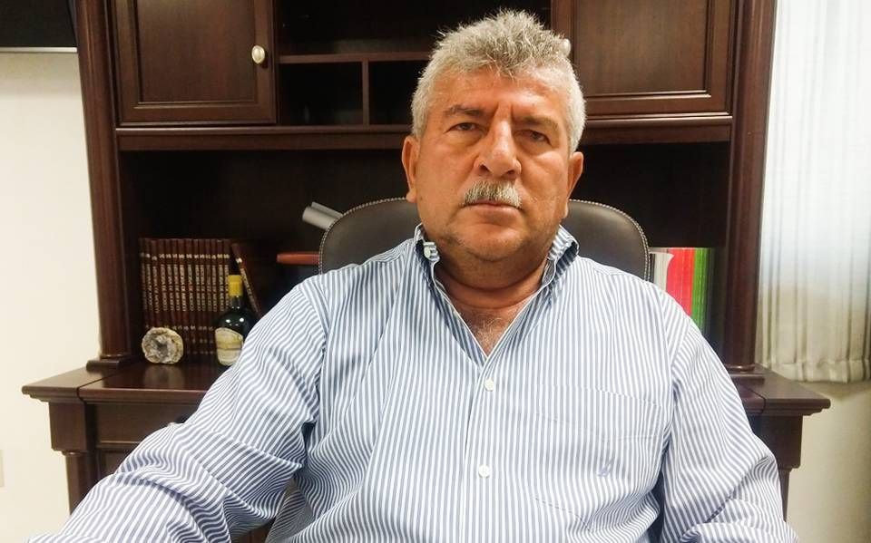 Reitera edil Esteban Cárdenas que no hay feria en Petatlán