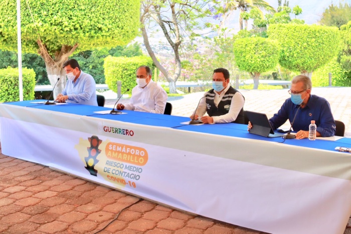 Esta semana quedarán cubiertos los 81 municipios con la vacuna anti Covid para adultos mayores: Astudillo