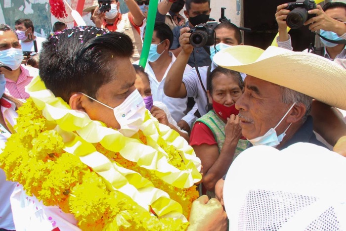 Mario, es el candidato que me genera confianza”, dijo vecino de Huiziltepec al verlo en su pueblo