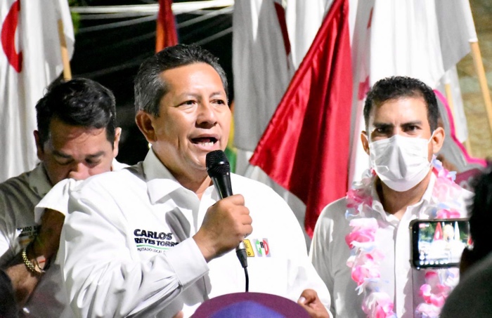 Apoyar a los empresarios e impulsar el turismo, se compromete Carlos Reyes