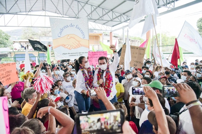 JS se compromete a seguir mejorando infraestructura de colonias en Zihuatanejo