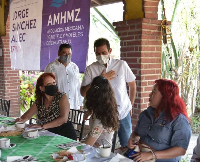 Asociación Mexicana de Hoteles y Moteles de Zihuatanejo da apoyo a Jorge Sánchez