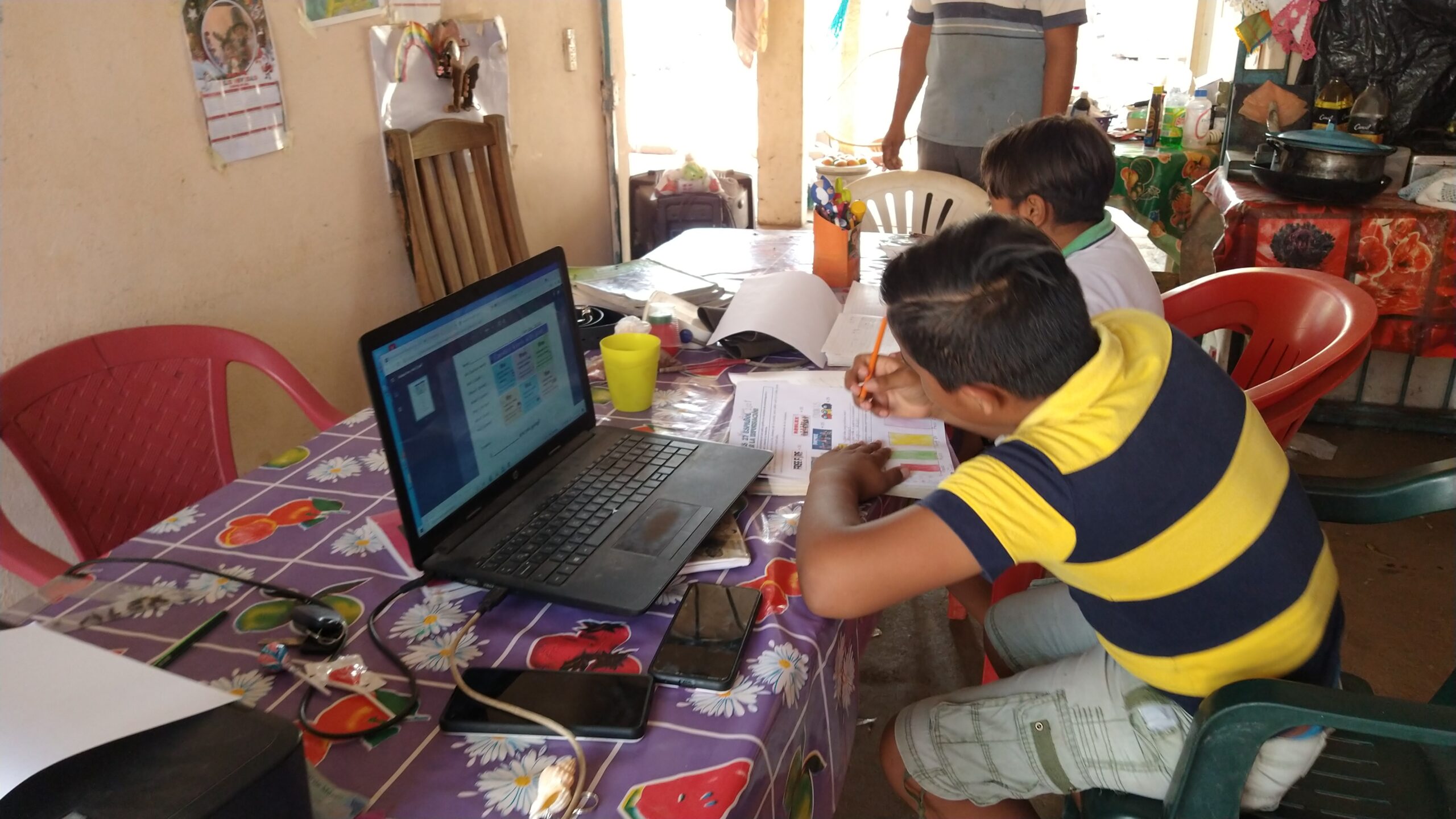 Opcional y con colectivo docente, el regreso a clases
