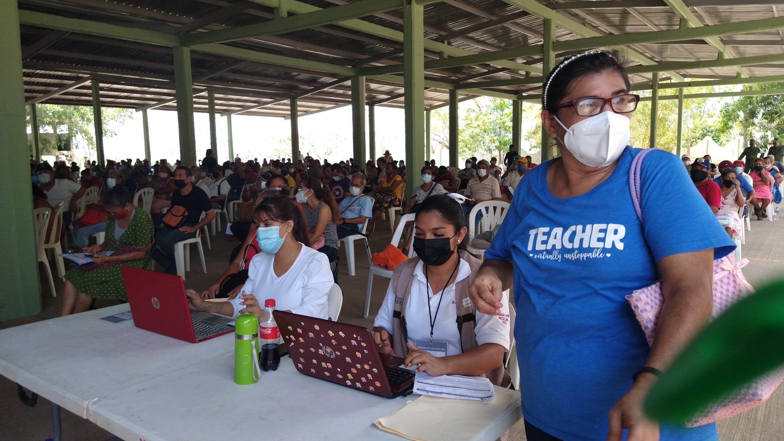 Inicia aplicación de segunda dosis contra Covid-19 en Petatlán