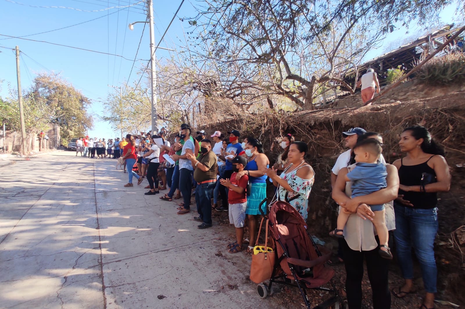 Una cabecera municipal con más vialidades y drenaje sanitario en mejor estado, propone Crescencio Reyes