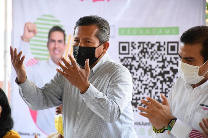 Carlos Reyes presente en reunión de estructura perredista de Zihuatanejo