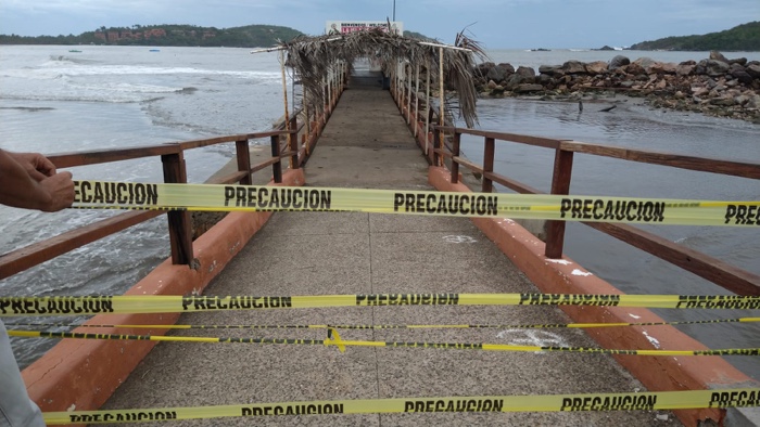 Cierre permanente de muelle de Playa Linda, “Enrique” deja daños en su infraestructura