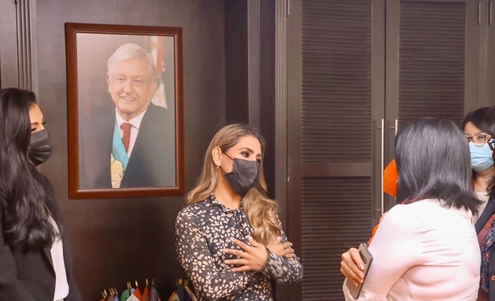 Se reúne Evelyn Salgado Pineda con la titular del Sistema Nacional DIF