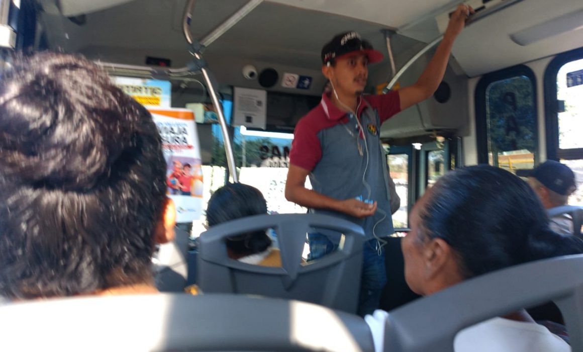 Pobladores, exigen que supervise medidas sanitarias en transporte público de La Unión.