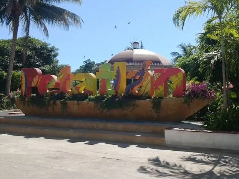 Se desbordan los contagios de COVID en Petatlán