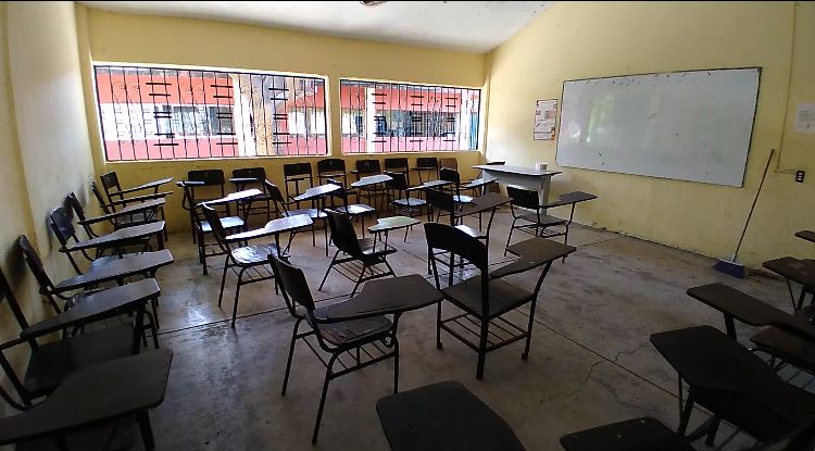 Divide a padres, opinión por regreso a clases presenciales