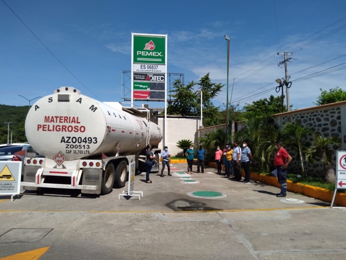 Sectores en Zihuatanejo participan en macro simulacro