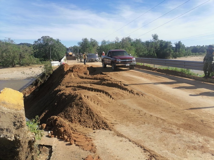 Se reabre la circulación en la carretera federal  Acapulco-Zihuatanejo en la región de la Costa Grande