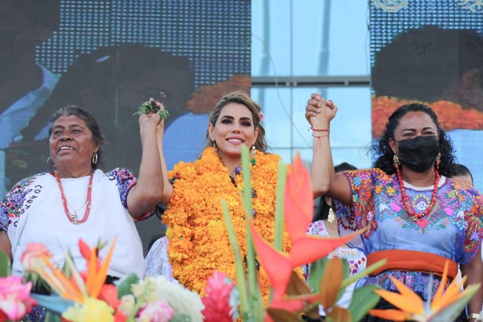 Abre la gobernadora Evelyn Salgado Pineda las puertas del Palacio de Gobierno