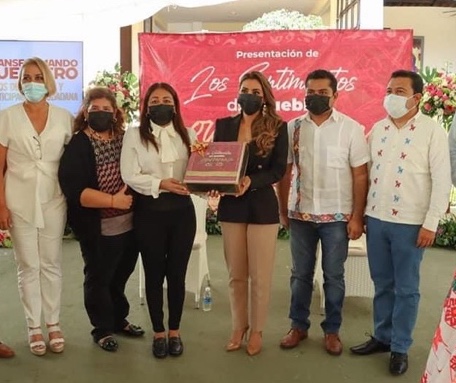 Recibe Evelyn Salgado Pineda “Los Sentimientos del Pueblo Guerrerense”