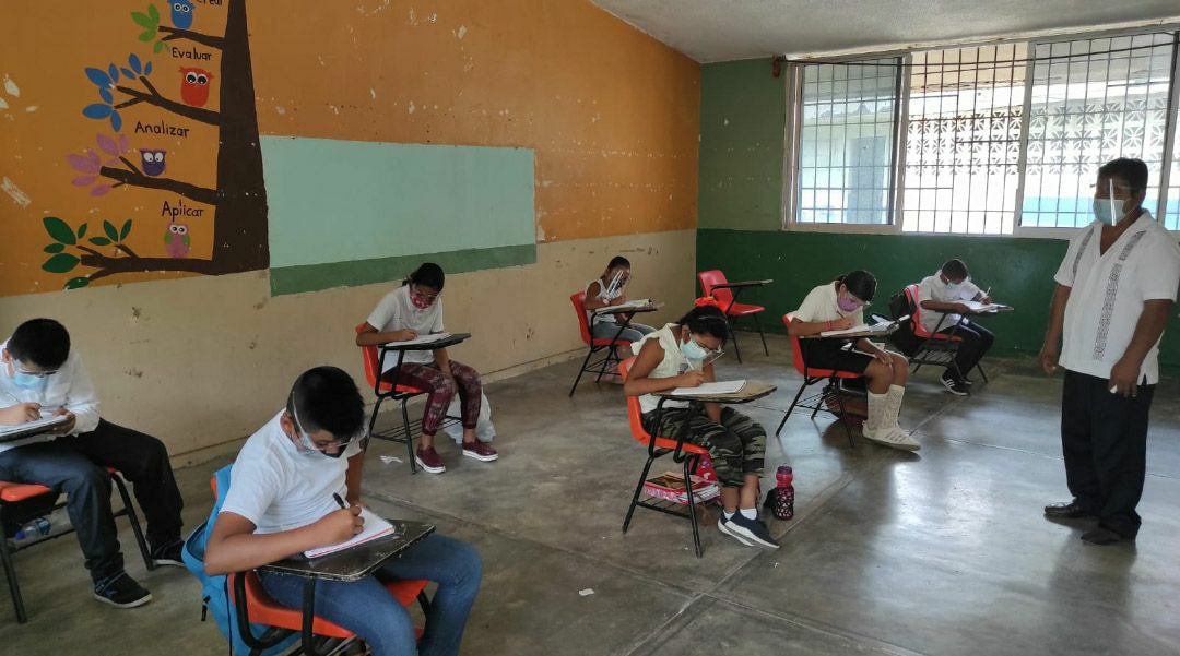 Un 5% de docentes no se han vacunado en Zihuatanejo