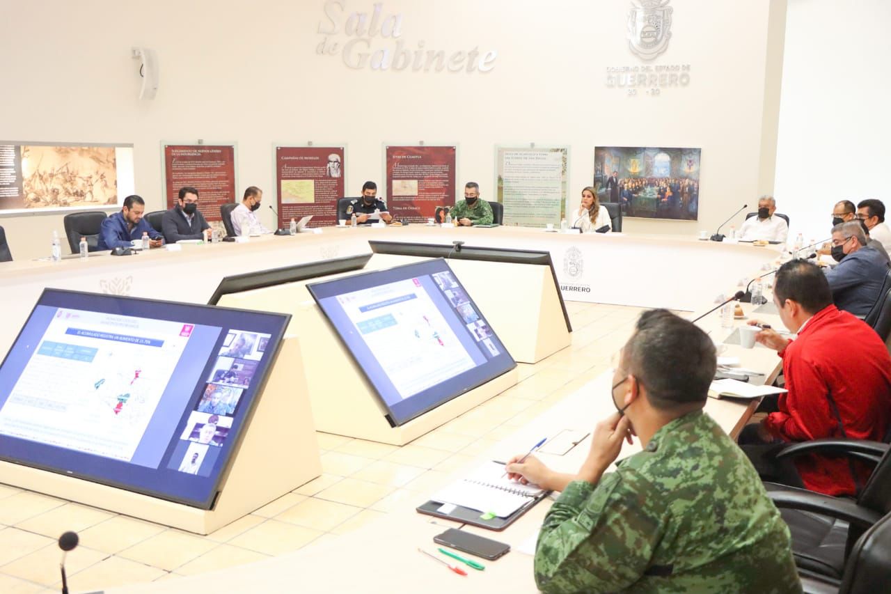Evalúa gobernadora Evelyn Salgado resultados de operativos de seguridad y comportamiento del  COVID-19 en la Mesa para la Construcción de la Paz en Guerrero