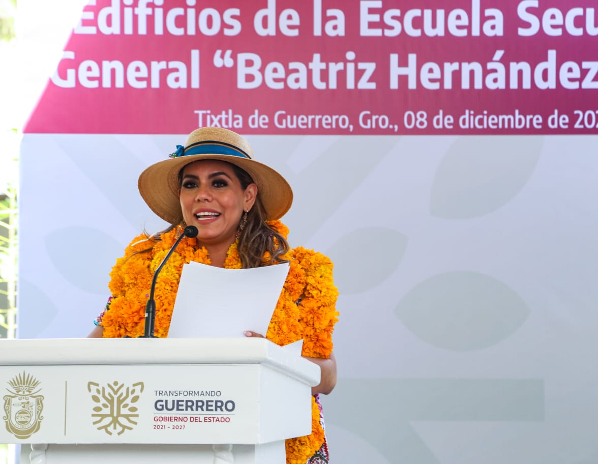 La educación es clave para la construcción de la Paz: Evelyn Salgado