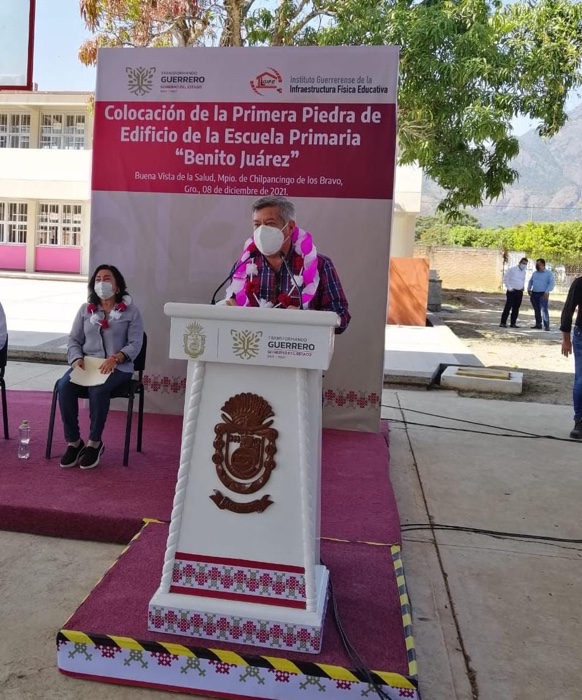Reciben primera parte del aguinaldo trabajadores FONE y NO FONE de Guerrero