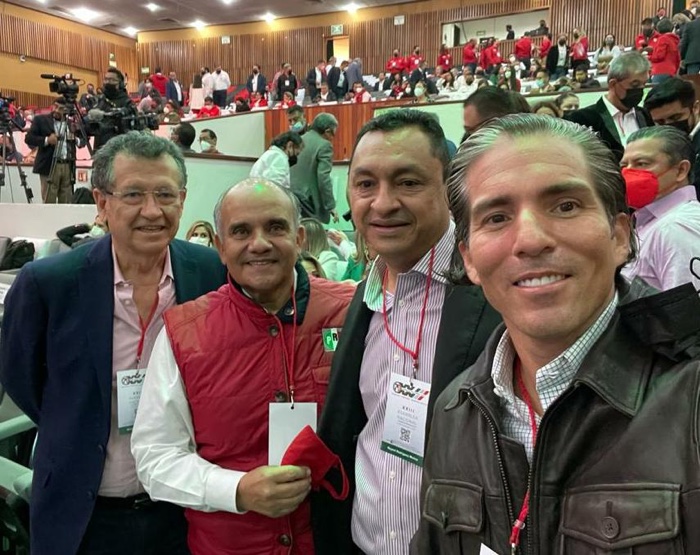 Asiste el Senador Manuel Añorve a la XXIII Asamblea Nacional del PRI