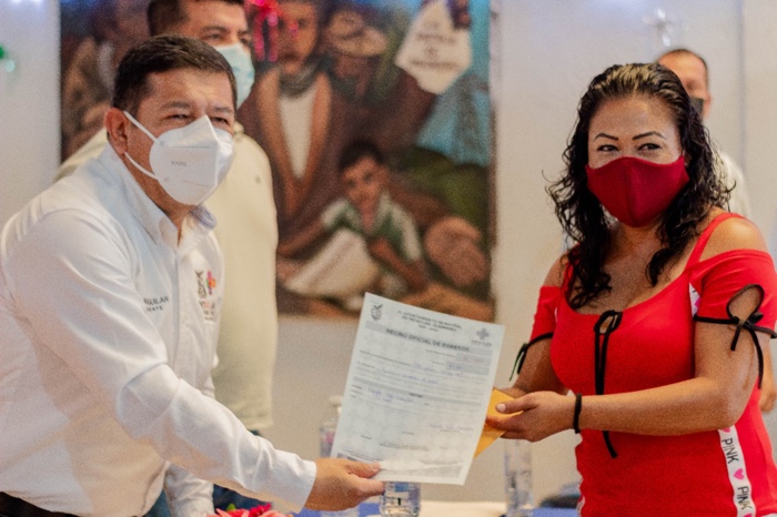 Promotores de la Salud de las Sierra de Petatlán reciben insumos