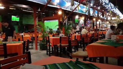 Aunque afecte, se apoya la reducción de aforos en bares y antros de Ixtapa