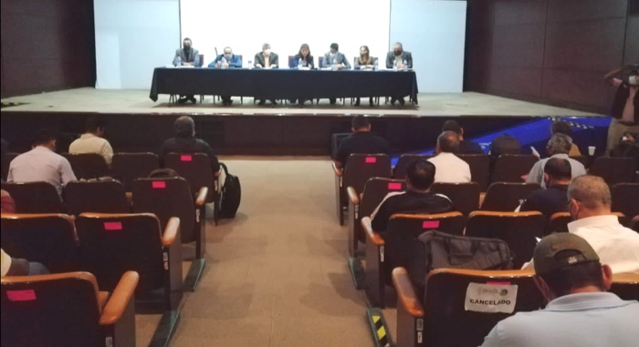Titular de la SEG y autoridades Federales se reúnen con la CETEG