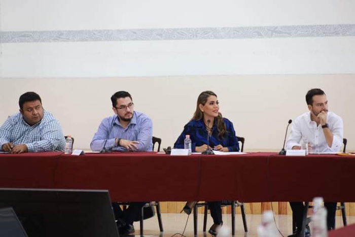 Da seguimiento a la CETEG y y tiende mesa de trabajo Gobernadora