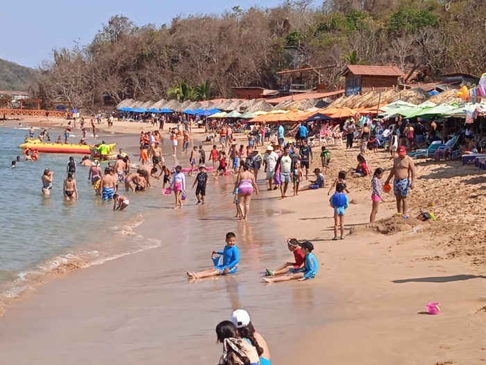 Más de 92 mil turistas visitaron Guerrero en fin de semana largo
