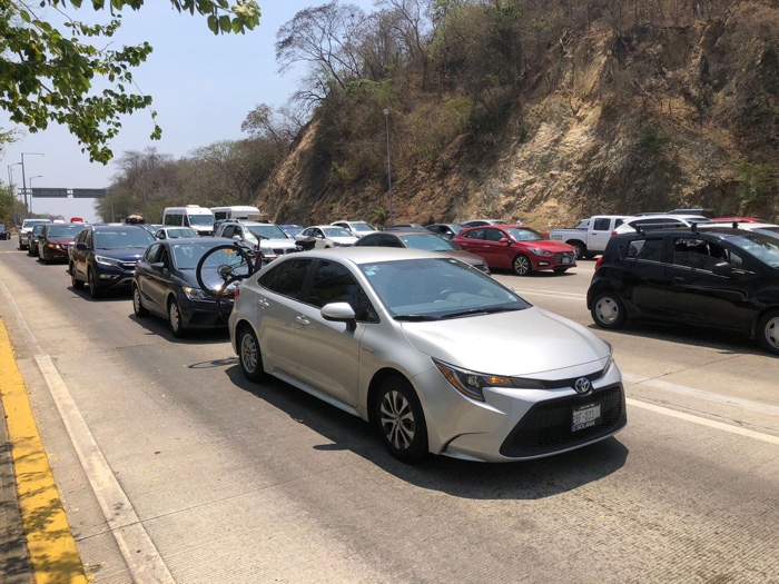 Llegan visitantes a los destinos turísticos de Guerrero