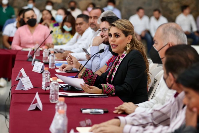 Da seguimiento Evelyn Salgado a Programa de Pavimentación de Caminos Rurales y Rutas Alimentadores