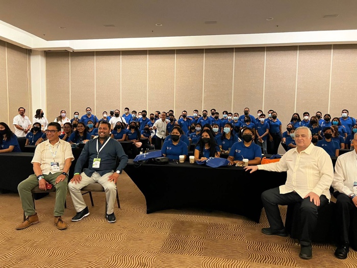 𝐑𝐞𝐜𝐨𝐧𝐨𝐜𝐢ó 𝐞𝐥 𝐬𝐞𝐜𝐫𝐞𝐭𝐚𝐫𝐢𝐨 𝐝𝐞 𝐓𝐮𝐫𝐢𝐬𝐦𝐨 𝐅𝐞𝐝𝐞𝐫𝐚𝐥, 𝐌𝐢𝐠𝐮𝐞𝐥 𝐓𝐨𝐫𝐫𝐮𝐜𝐨 𝐌𝐚𝐫𝐪𝐮é𝐬, 𝐞𝐥 𝐩𝐫𝐨𝐠𝐫𝐚𝐦𝐚 𝐝𝐞 “𝐄𝐦𝐛𝐚𝐣𝐚𝐝𝐨𝐫𝐞𝐬 𝐓𝐮𝐫í𝐬𝐭𝐢𝐜𝐨𝐬”