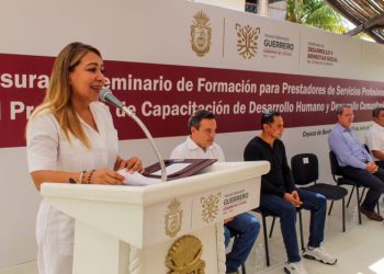 Especialistas cubanos imparten  seminario de formación para personal de la Secretaria del Bienestar Social Guerrero