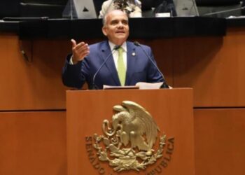 Solicita comparecencia en Senado del titular de Profeco
