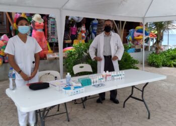 Sin pruebas Covid, instalan módulos de salud en playas de Ixtapa-Zihuatanejo