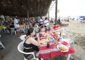 Restauranteros aguantan precios de carta pese a inflación