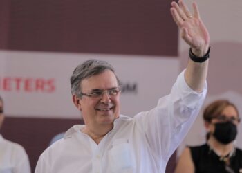 Que Acapulco se convierta en la bahía más limpia de América: Ebrard