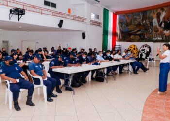 Policías de Petatlán participan en curso de Informe Policial Homologado