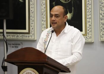 LLAMAN DESDE EL CONGRESO A HACER RESPETAR EL REGLAMENTO PARA TRÁNSITO DE VEHÍCULOS PESADOS