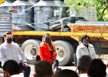 Evelyn Salgado dio el banderazo de salida para la entrega de apoyos