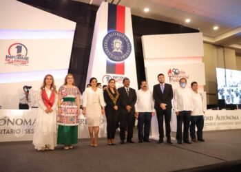 “Somos sus aliadas, sus aliados y vamos a trabajar de la mano, por nuestra querida Universidad Autónoma de Guerrero “: Evelyn Salgado