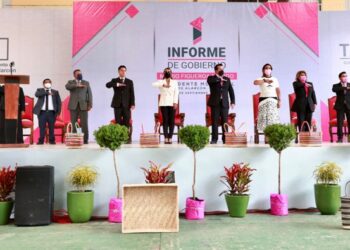 Acude Evelyn Salgado al 1er Informe de Gobierno del Presidente Municipal de Taxco