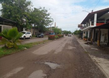 CFE no ha cumplido con obras de beneficio social, denuncian