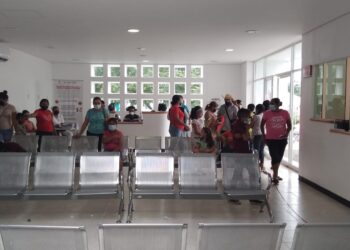 Incrementan atenciones médicas en nuevo hospital de Petatlán